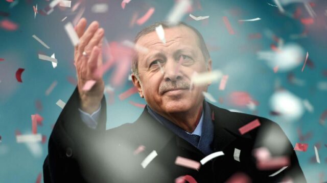 Ο επίδοξος σουλτάνος, το δημοψήφισμα και οι “τρεις Τουρκίες”