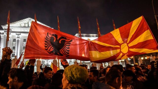 Μυστικές διεργασίες για κλείσιμο του “Μακεδονικού”  εν όψει Ουάσιγκτον