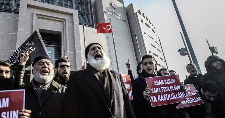 Εκατομμύρια όπλα στα χέρια φανατικών ισλαμιστών στην Τουρκία