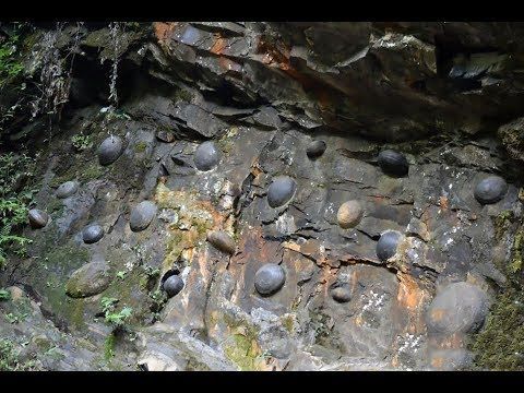 Βράχος βουνού στην Κίνα «γεννάει» πέτρινα «αυγά»