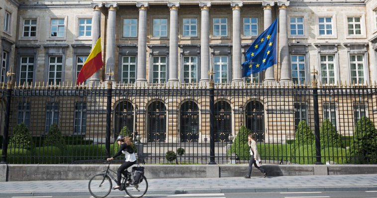 Βέλγιο: Η μπλόφα ως μέθοδος διακυβέρνησης
