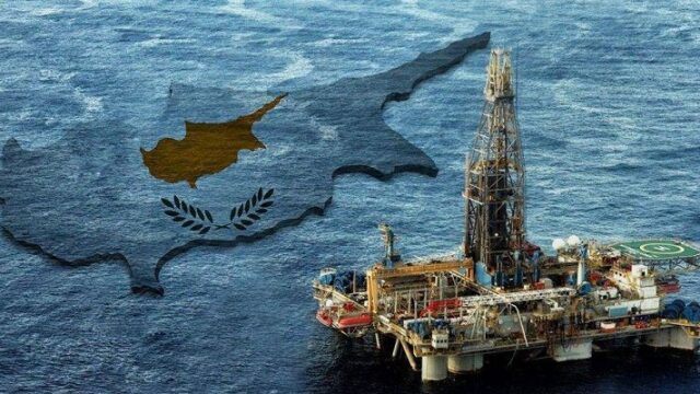 Στήνει κρίση για να βάλει χέρι στην κυπριακή ΑΟΖ, Κώστας Βενιζέλος