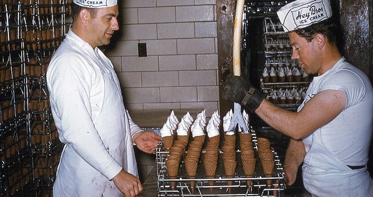 Τα εργοστάσια παγωτού στην δεκαετία του 1950