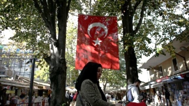 Εγκλωβισμένη στην "παγίδα Ερντογάν" η τουρκική οικονομία, Κώστας Μελάς