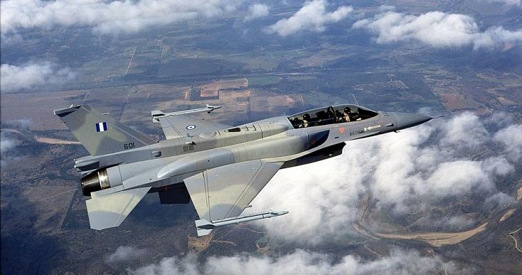 Ελληνικά F-16 πάνω από τη Λευκωσία