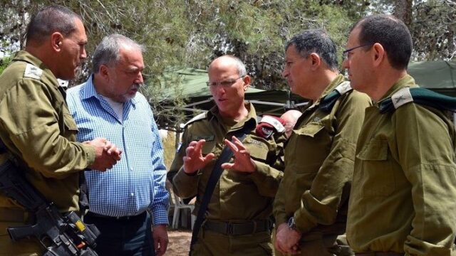 Παραιτήθηκε ο υπουργός Άμυνας του Ισραήλ λόγω Χαμάς