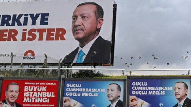 Χειραγώγηση των πολιτών καταγγέλλει η τουρκική αντιπολίτευση