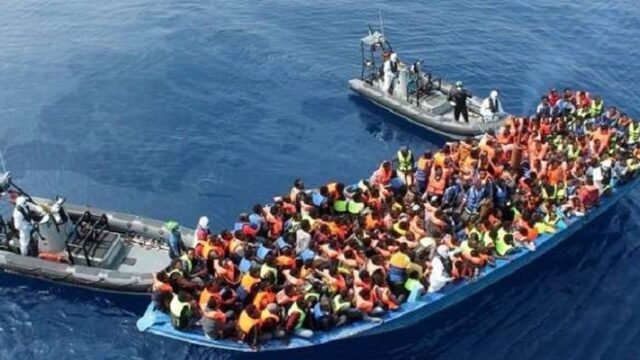 Πόλεμος Σαλβίνι-ΜΚΟ για τους μετανάστες – Παρατηρητής η ΕΕ
