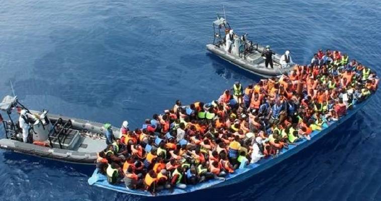 Πόλεμος Σαλβίνι-ΜΚΟ για τους μετανάστες – Παρατηρητής η ΕΕ