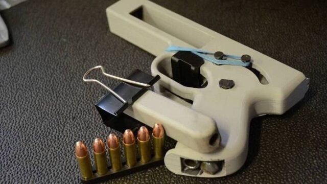 ΗΠΑ: Κατ’ οίκον κατασκευή όπλων με εκτυπωτή 3D!