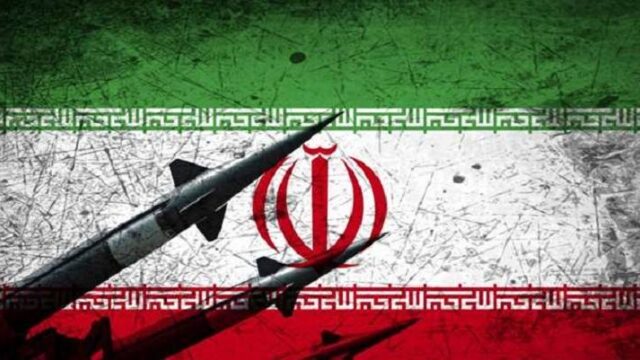 Το Ιράν αγνοεί ΗΠΑ, θα συνεχίσει τις πυραυλικές δοκιμές