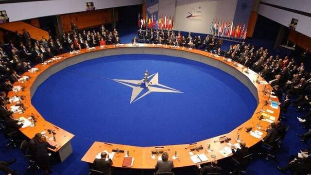 "Δεσμευόμαστε στο άρθρο 5" λέει ο γενικός γραμματέας του ΝΑΤΟ