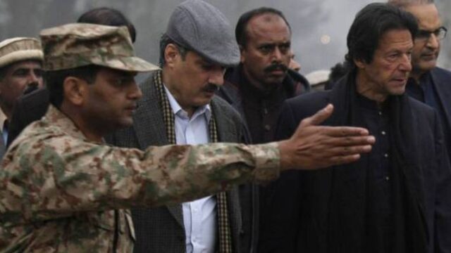 Ο λαός ψηφίζει ο στρατός κυβερνά στο Πακιστάν, Γιώργος; Λυκοκάπης