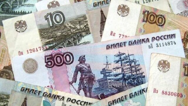Ρωσία: Πτώση σε χρηματιστήριο και ρούβλι λόγω ΗΠΑ