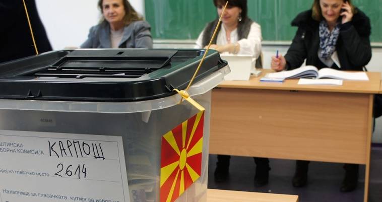 Με ποσοστό πάνω από 40% προηγείται το «Ναι» στα Σκόπια