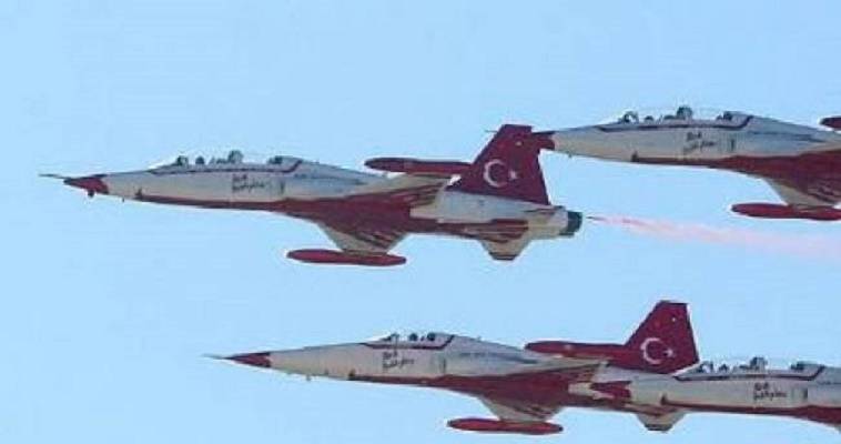 Τουρκικά αεροσκάφη πάνω από τους Ανθρωποφάγους