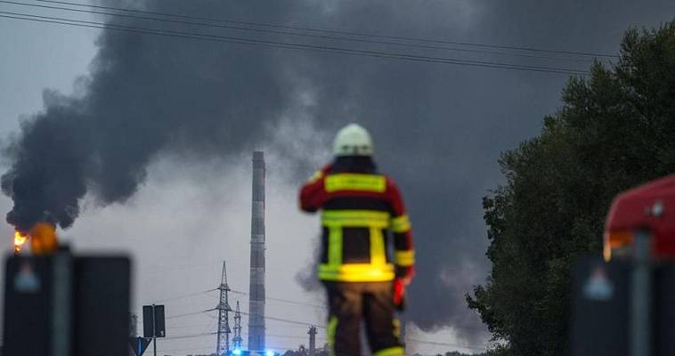 Έκρηξη σε διυλιστήριο της Γερμανίας, οκτώ οι τραυματίες