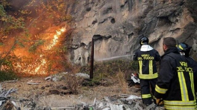 Ιταλία: Μεγάλη φωτιά σε εξέλιξη στην Τοσκάνη, εκκένωση