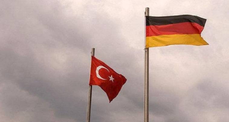 Γερμανική τουρκολαγνεία… Ευχαριστίες και ζεστό χρήμα στην Άγκυρα