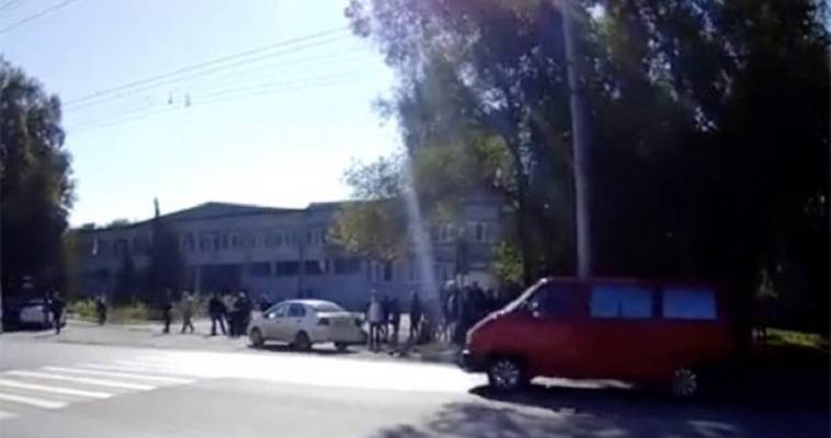 Κριμαία: Τρομοκρατική επίθεση στο Κερτς, 10 νεκροί