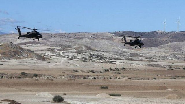 Σε Κύπρο και Ισραήλ τα ελληνικά AH-64 Apache