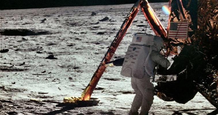 Περισσότερο χρήμα για τη NASA ζητά ο Τραμπ με στόχο το Φεγγάρι