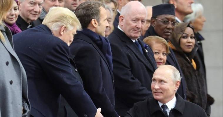 Ο ευρωστρατός και το τρίγωνο Τραμπ, Πούτιν, Μακρόν