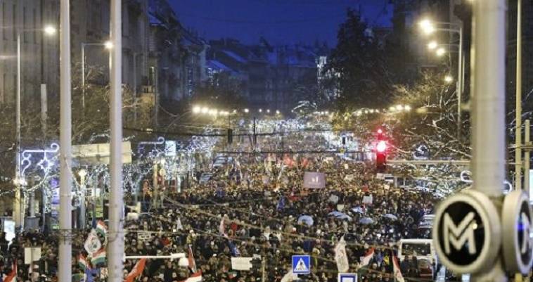 Νέα διαδήλωση κατά του Όρμπαν στην Βουδαπέστη