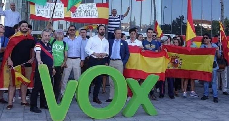 Δεν πάει με Σαλβίνι και Λεπέν το ισπανικό Vox