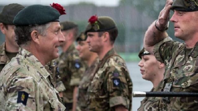 Σε ετοιμότητα ο στρατός στην Βρετανία για ένα «άτακτο» Brexit