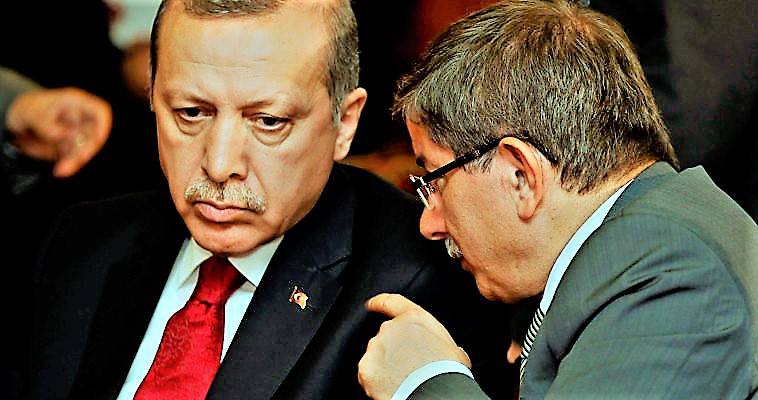 Νέο χτύπημα στον Ερντογάν – Ιδρύει κόμμα και ο Νταβούτογλου