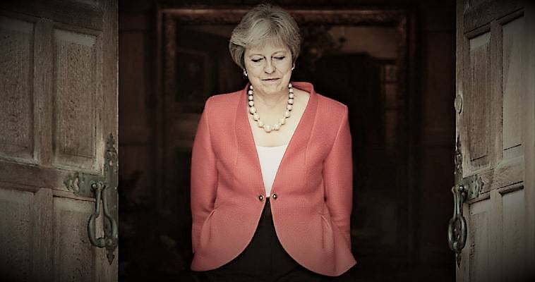 Βρετανία – Brexit: Τακτική αναμονής από τη Μέι ενόψει ψηφοφοριών