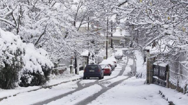 Χιόνι ακόμα και στο κέντρο της Αθήνας φέρνει ο “Τηλέμαχος”