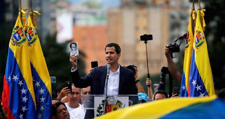Ο στρατός δεν αναγνωρίζει τον Γκουαϊδό ως πρόεδρο της Βενεζουέλας