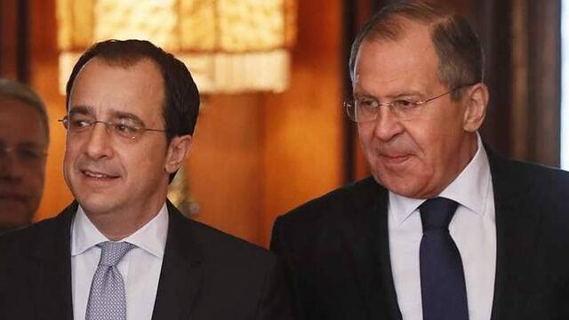Στη Μόσχα ο Κύπριος υπουργός Εξωτερικών για συνομιλίες με Λαβρόφ