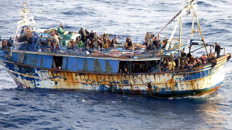 Εκατοντάδες μετανάστες διέσωσε το ναυτικό του Μαρόκου