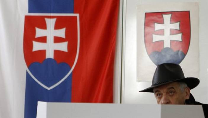 Σλοβακία: Η Ζουζάνα Τσαπούτοβα πρώτη στον Α’ γύρο των εκλογών