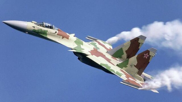 To μαχητικό Su-35: Ο φονικότερος "Ρώσος μαχητής"
