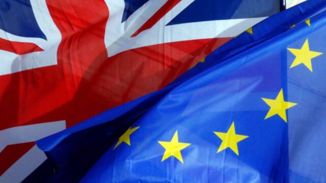 Το 54% των Βρετανών υπέρ του πάση θυσία Brexit
