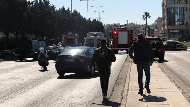 Σε μαφιόζικο χτύπημα παραπέμπει η έκρηξη στην Γλυφάδα