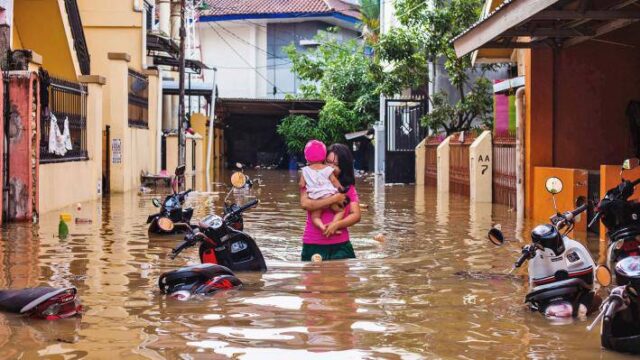 Καταστροφικές πλημμύρες στην Ταϊλάνδη