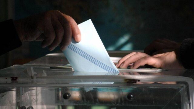Καταργείται το ασυμβίβαστο του υποψήφιου ευρωβουλευτή με του βουλευτή