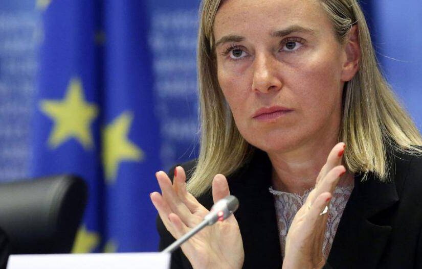 Η ΕΕ απομάκρυνε την αποστολή της από την Τρίπολη, ζητεί τον τερματισμό των μαχών