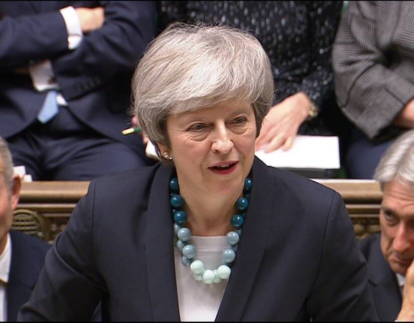 Brexit: Η Μέι ανακοίνωσε ότι θα παραιτηθεί αν το κοινοβούλιο εγκρίνει τη συμφωνία