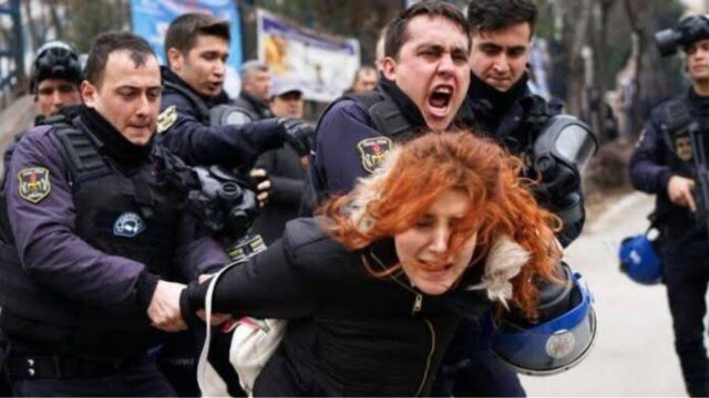 Ερντογάν: Ασέβεια προς το Ισλάμ η συγκέντρωση για την Ημέρα της Γυναίκας