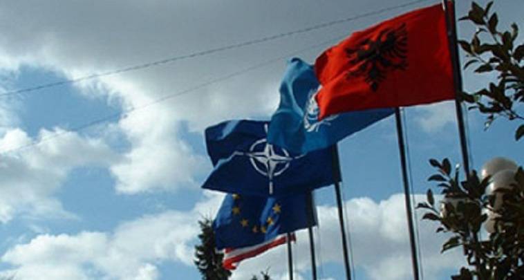 Συνάντηση Αμερικανού αντιπροέδρου- Αλβανού ΥΠΕΞ για ΝΑΤΟ