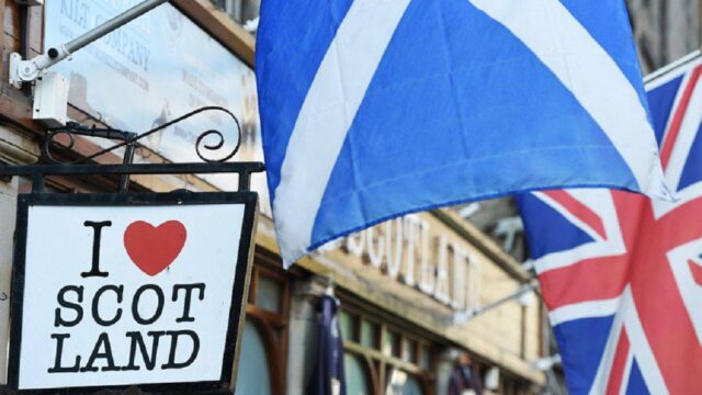 Βρετανία: Η κυβέρνηση απορρίπτει δεύτερο δημοψήφισμα στη Σκωτία