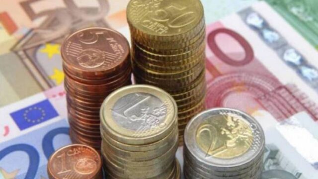 κατώτατου μισθού. Σταματόπουλος