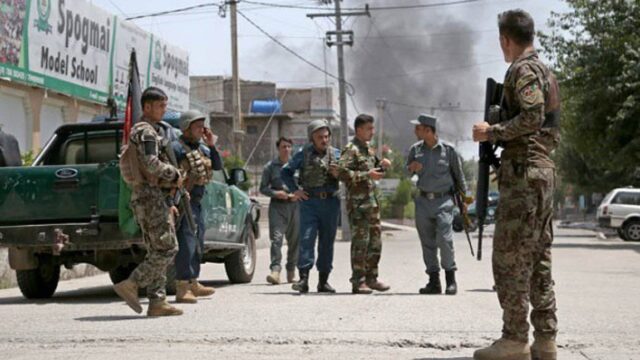 Αφγανιστάν – Καμπούλ: Μετά τη βόμβα μάχες