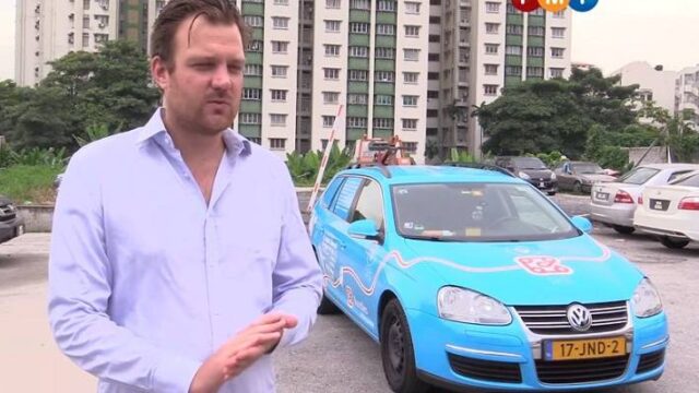 Ο πρώτος γύρος του κόσμου με ηλεκτρικό αυτοκίνητο (vid.)